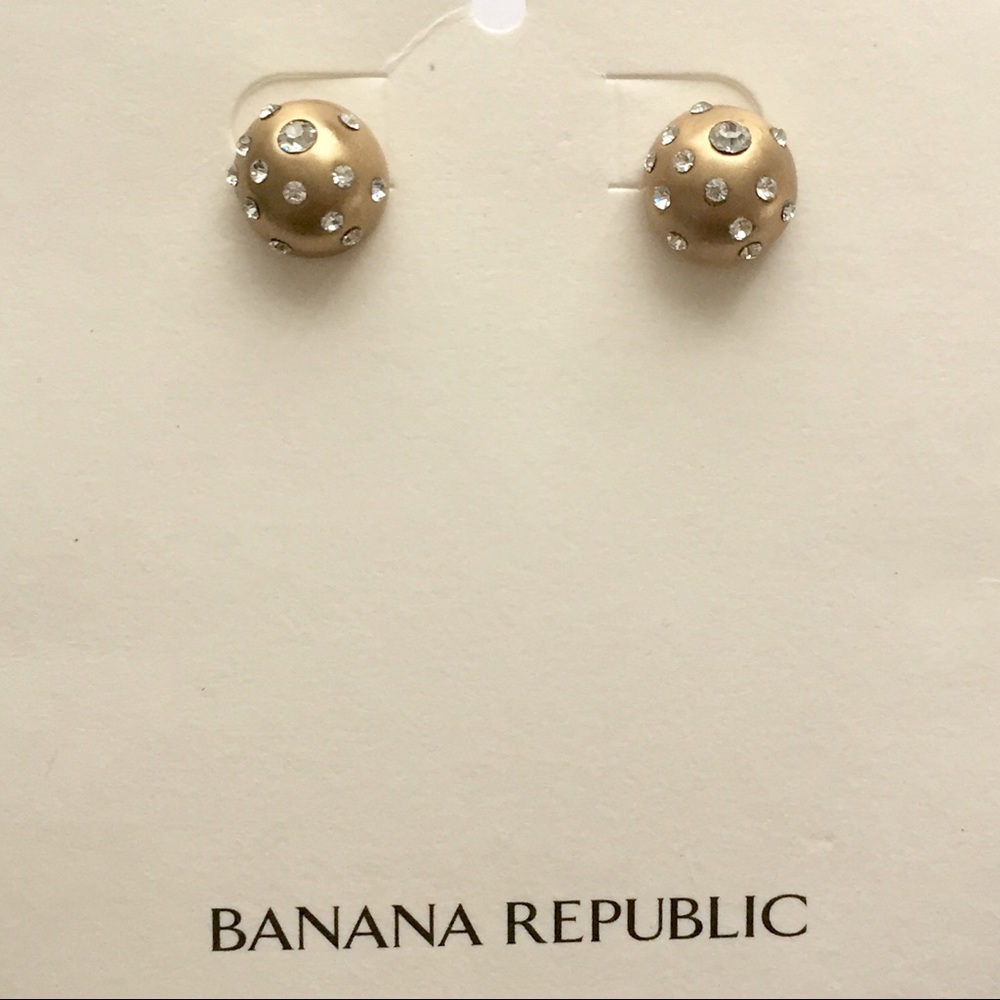 New** Banana republic earring